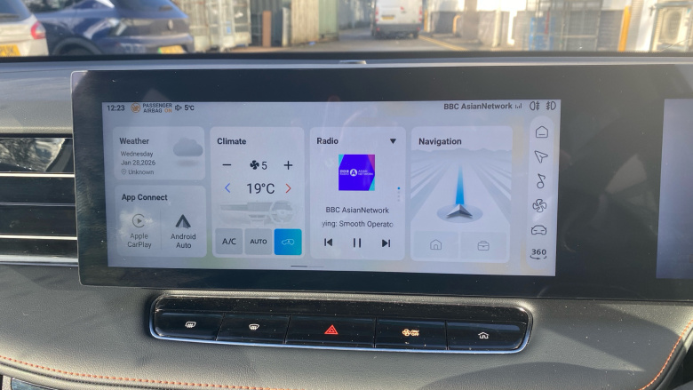 MG HS 1.5 T-GDI Trophy 5dr DCT Petrol Hatchback